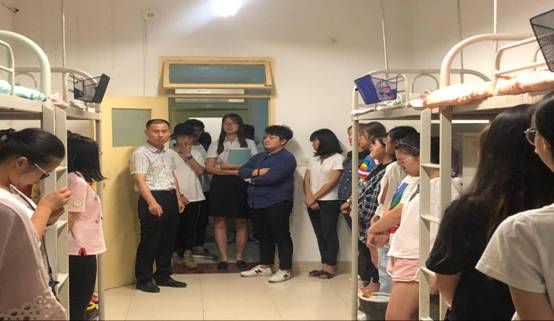 928518F15ACF6F6FC1D32D56DBCC2FA9